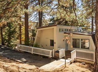 30951 Glen Oak Dr, Running Springs, CA 92382