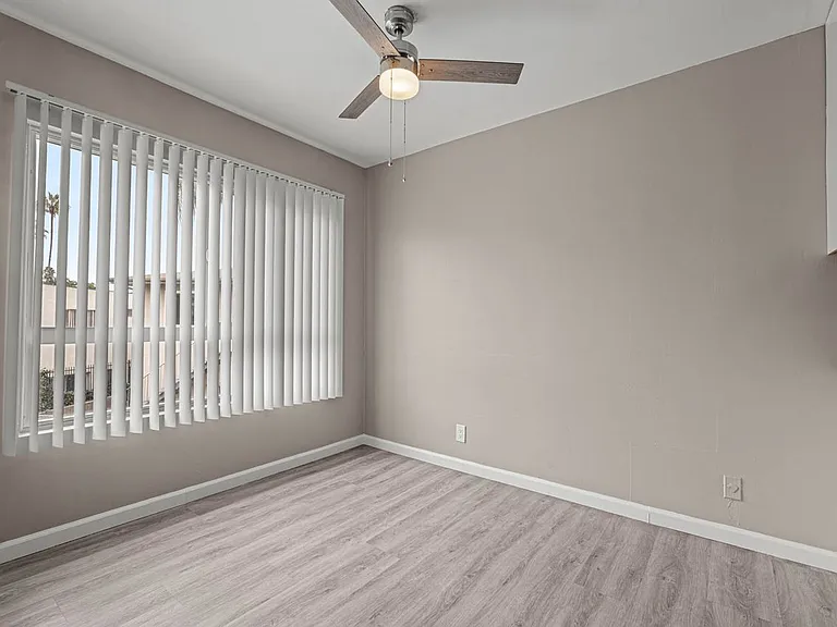 3845 Potomac Ave #11 — Photo 9