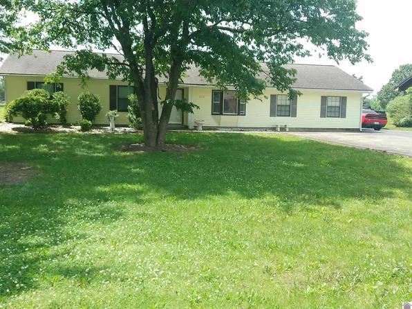 225 Wilton Cir, Paducah, KY 42003
