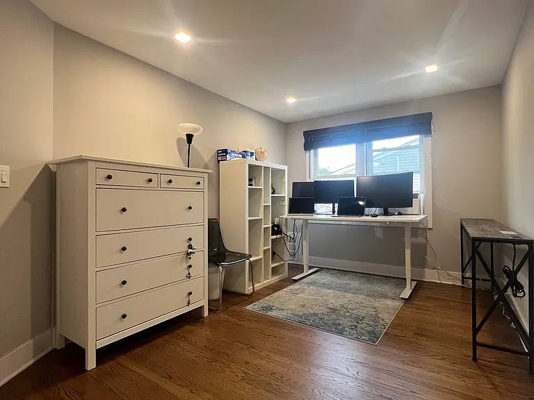 186 Wilson Ave — Photo 6