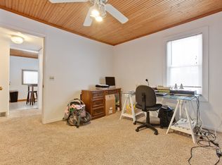 2312 Riverview Ave, Fox River Grove, IL 60021