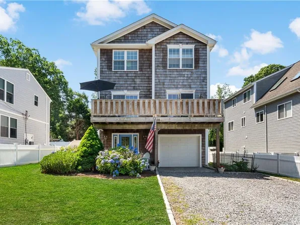 120 Montauk Rd, Narragansett, RI 02882