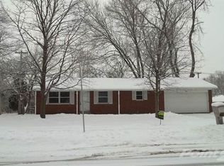 2623 Hampton Rd, Mishawaka, IN 46544