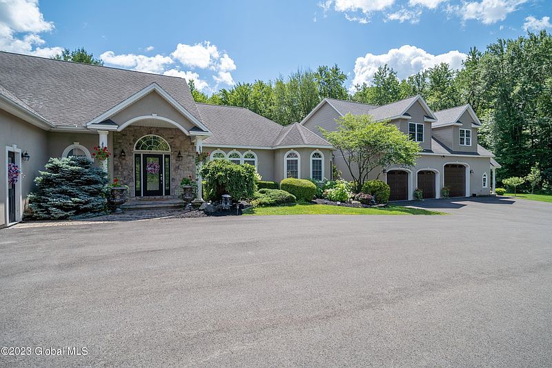 3rd image of 27 Vischer Ferry Road
