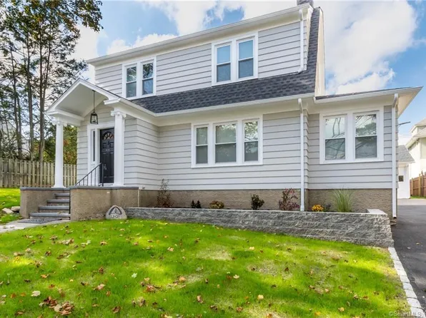 30 Fairview Terrace, Derby, CT 06418
