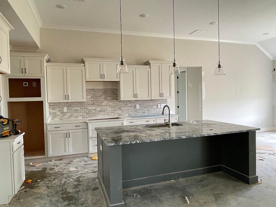 2nd image of 5756 Noble Oak Dr E