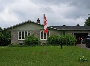 161 Snelgrove Dr #1A, Ottawa, ON K0A1L0