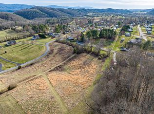 Jomean Dr, Abingdon, VA 24211