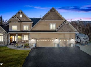 10553 E Nighthawk Cir, Palmer, AK 99645