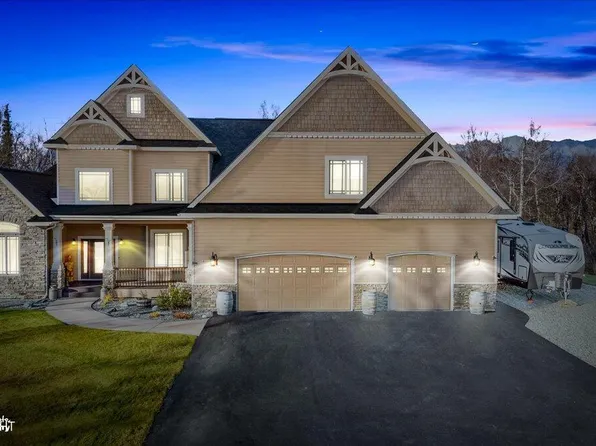 10553 E Nighthawk Cir, Palmer, AK 99645