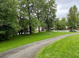 8203 Parkridge Cir, Anchorage, AK 99507