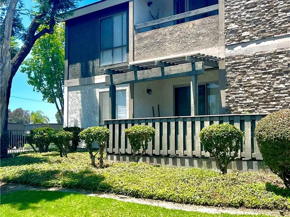 2803 S Fairview St Unit C, Santa Ana, CA 92704