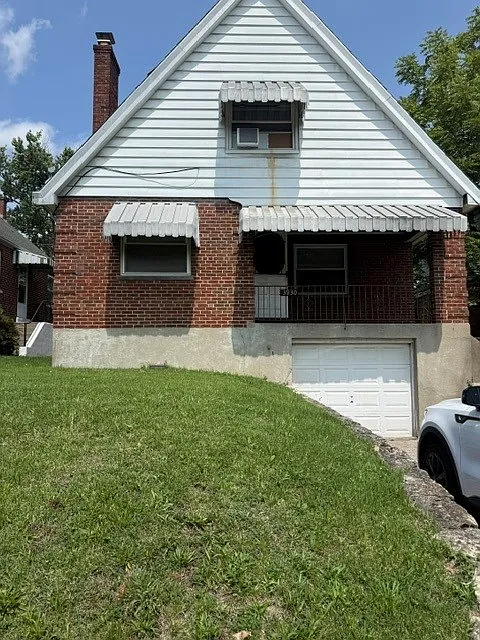 3 bed, 1441 sqft, $1,600 — Photo 2
