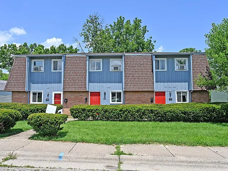 22 E Central Ave #1
