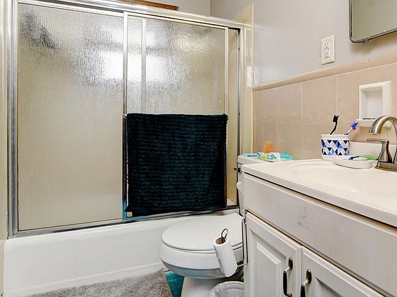 4th image of 824 S Ashburton Rd