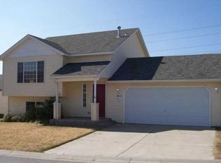 8621 E Bull Pine Ln, Spokane, WA 99217