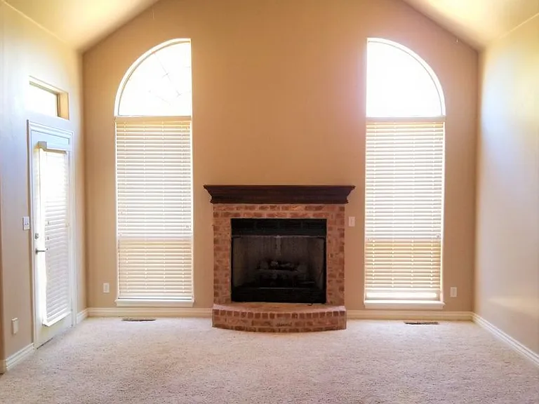 3341 Heritage Green Cir — Photo 16