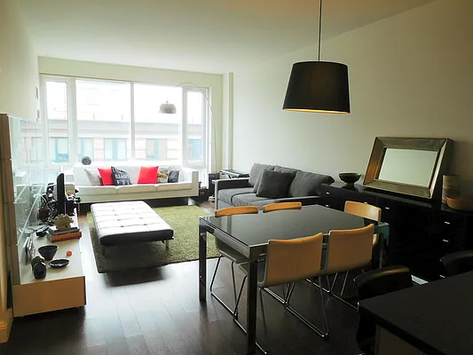 Rented by Renetta Real Estate | media 48