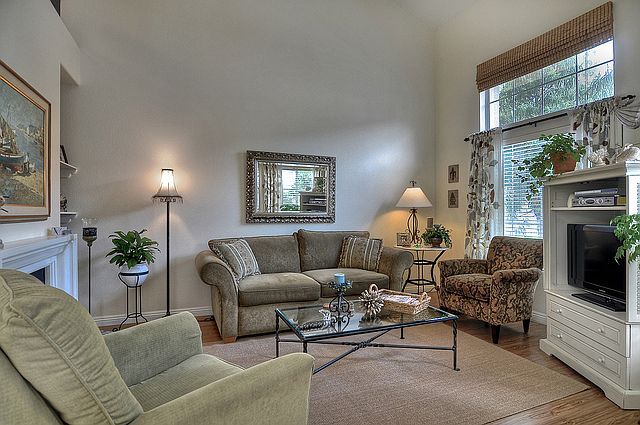 1st image of 81 Nightingale Dr