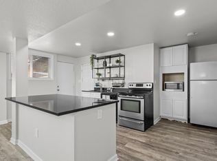 6250 W Ohio Ave #B, Denver, CO 80226