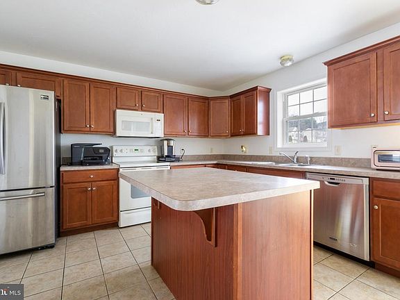 2nd image of 8651 Stottlemyer Rd