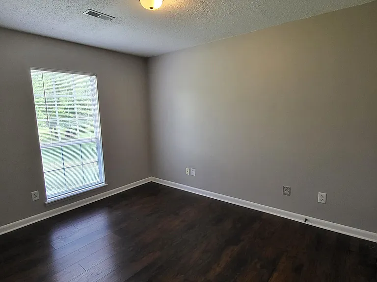 811 Netherlands Dr — Photo 19