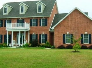27 Brighton Pl, Charles Town, WV 25414