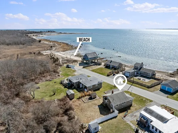 7 Silver Shell Beach Dr, Fairhaven, MA 02719