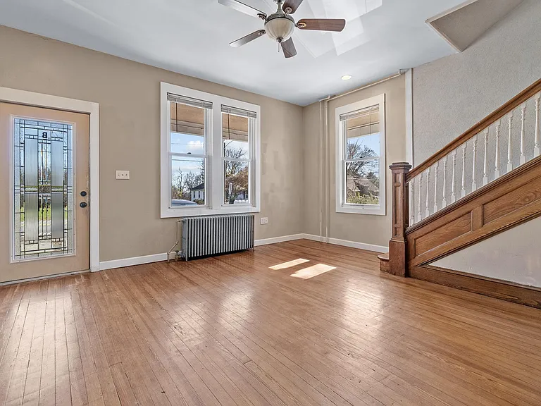 6642 Jefferson Blvd #B — Photo 3
