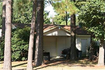 Side of the 2 Car Garage