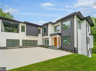 1434 Waggaman Cir, Mc Lean, VA 22101