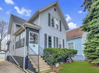 8513 W Maple St, West Allis, WI 53214