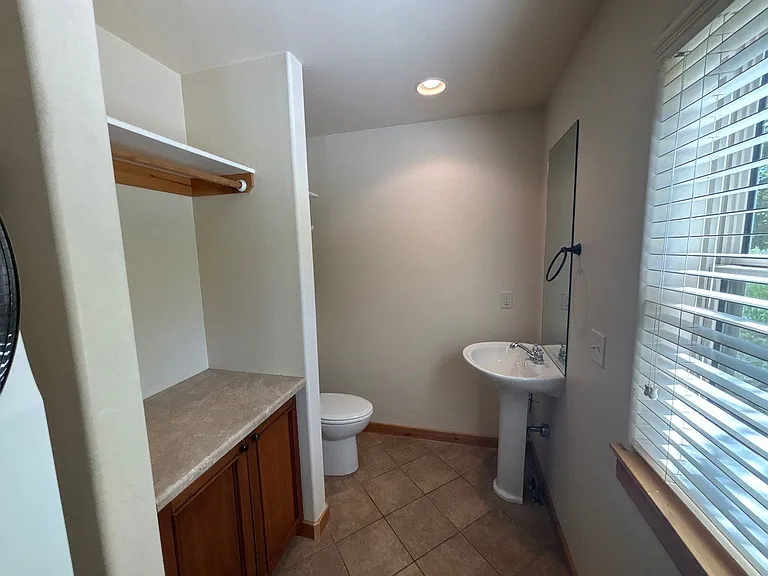 2379 Abbey Ct #1 — Photo 7