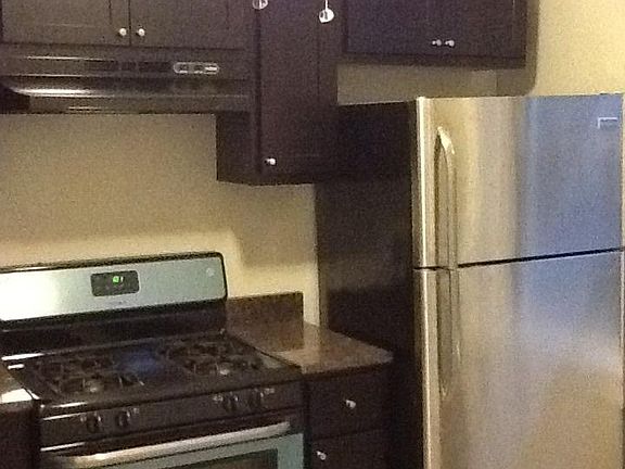 2nd image of 4854 N Albany Ave APT 3