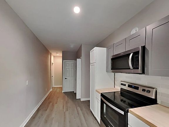 5th image of 138 Hess St