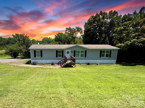2400 Rock Rd, Rutherfordton, NC 28139