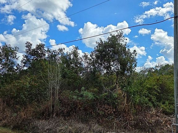 5th image of 24 Avenue SE