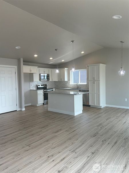 4th image of 257 Parkside Pl SE