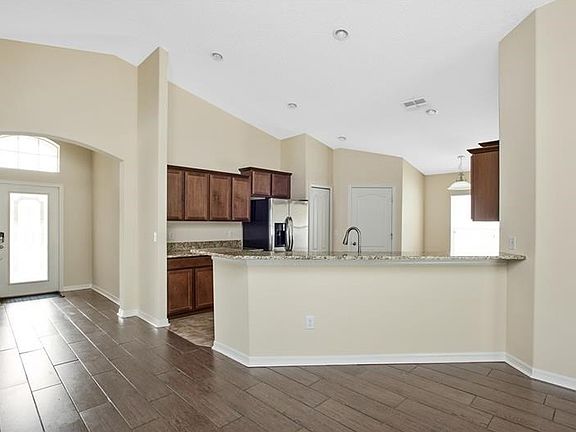 3rd image of 2311 Dakota Rock Dr