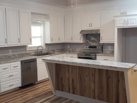 4th image of 2096 N Topisaw Rd