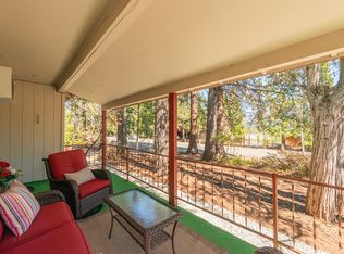 230 Lakeview Dr, Trinity Center, CA 96091