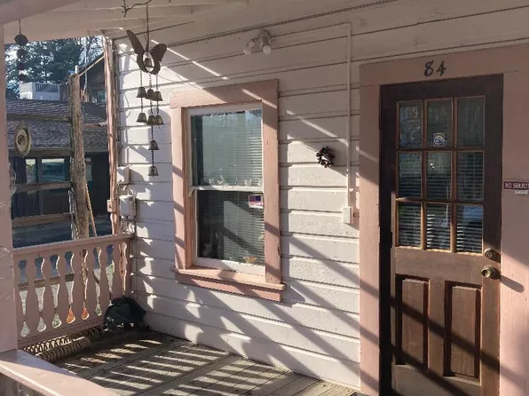 84 Center St #82, Weaverville, CA 96093