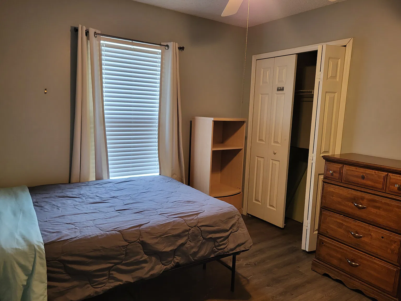 3 bed, 1517 sqft, $650 — Photo 2