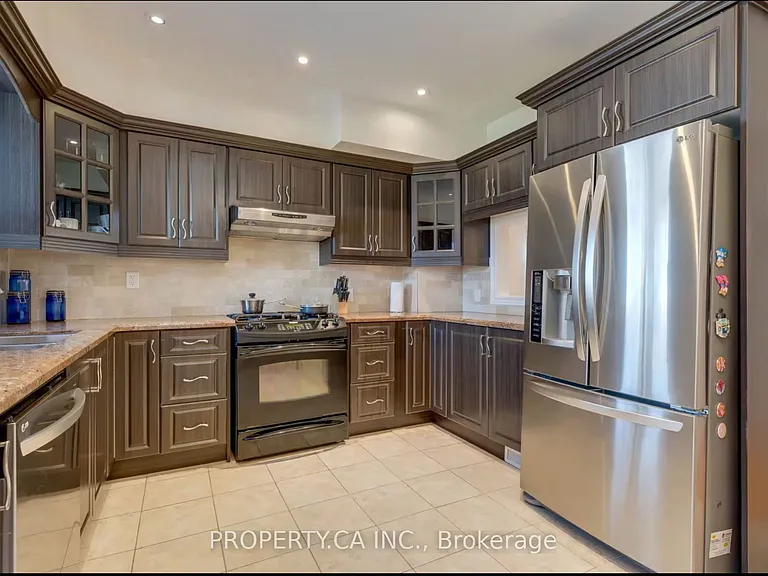 34 Ashbury Ave — Photo 6