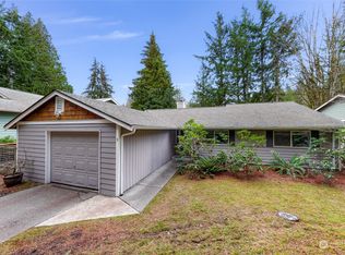 3 High Cliff Ln, Bellingham, WA