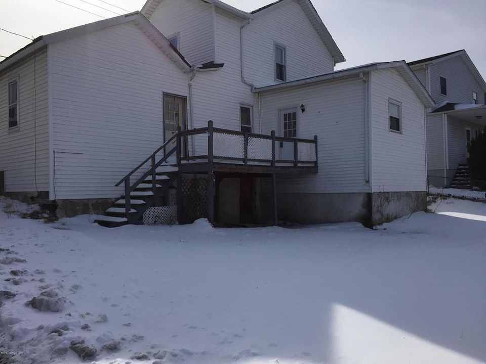 2nd image of 53 Main St