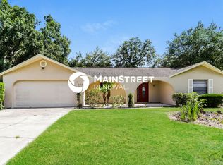 2226 Maple Hill Dr, Lakeland, FL 33811