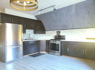 210 Raymond Rd #2, West Hartford, CT 06107