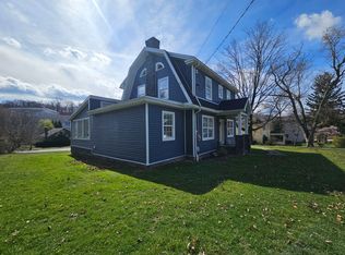 952 Stewart St, Morgantown, WV 26505