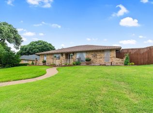 727 S Forest Ln, Duncanville, TX 75116